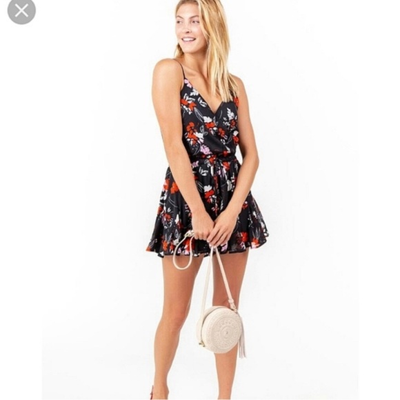 Floral print romper - Picture 1 of 5